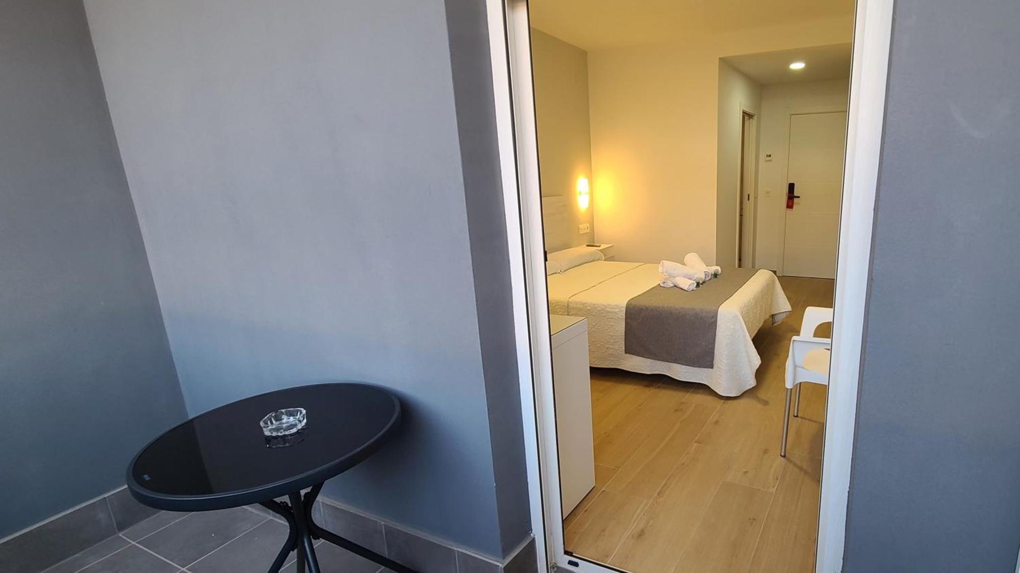 Hotel La Familia à Santa Ana  Extérieur photo